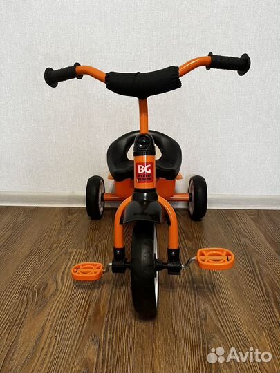 Трехколесный велосипед