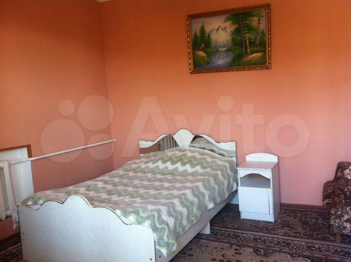 Дом 420 м² на участке 8 сот.