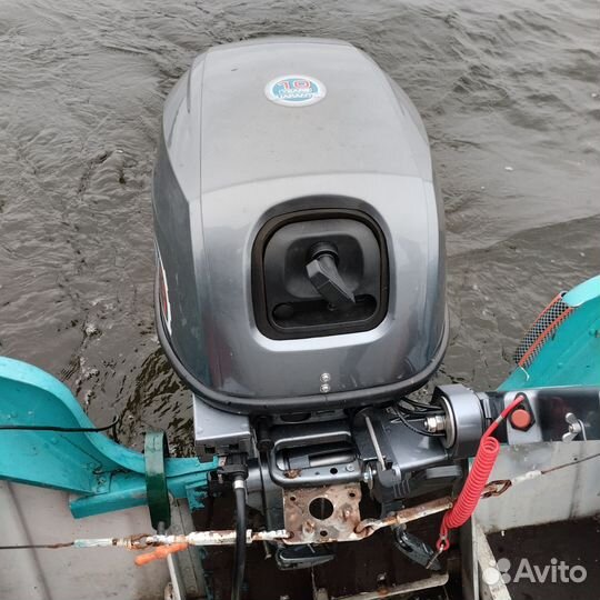 Аренда лодки с мотором