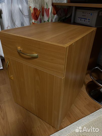 Тумба выкатная, б/у