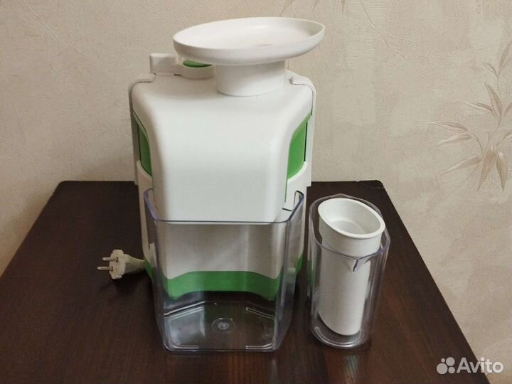 Электросоковыжималка свсп-303 Журавинка