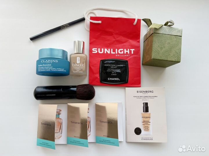 Набор косметики пакетом люкс