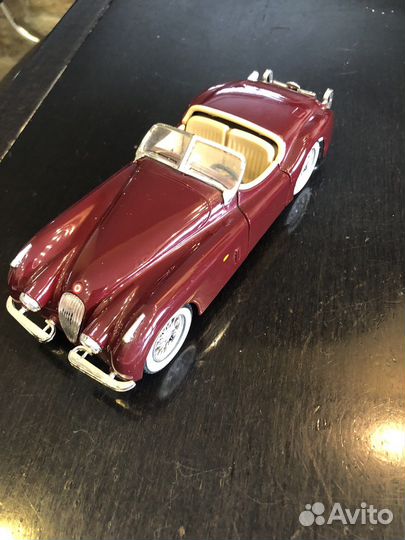 Детска машинка jaguar XK120