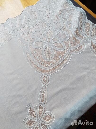 Силиконовая скатерть с кружевом
