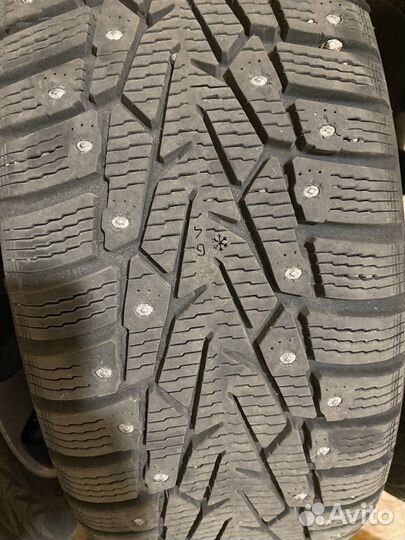 Зимняя резина на дисках на LADA vesta cross Nokian