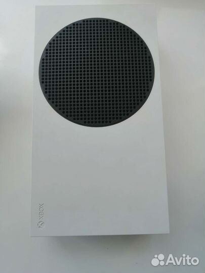 Xbox series s с 2 геймпадами