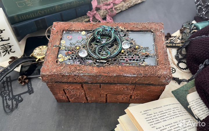 Коробка подарочная