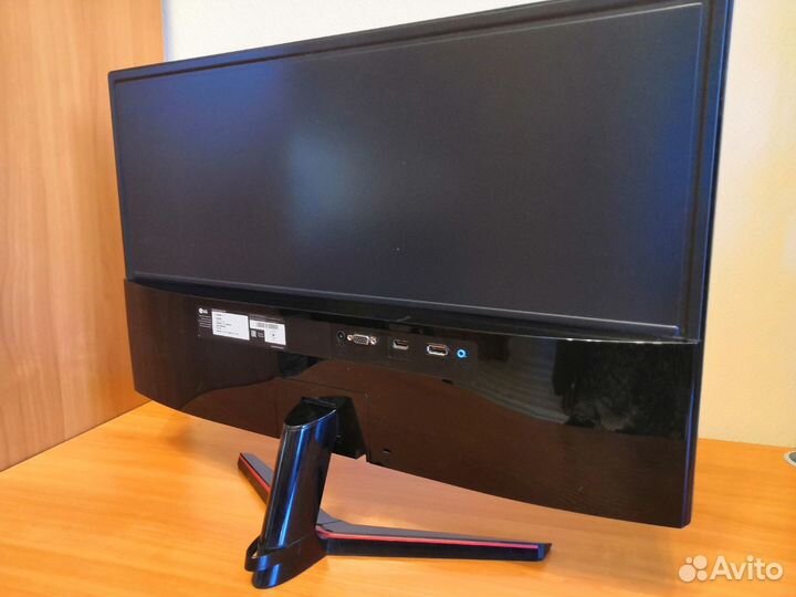Монитор 27