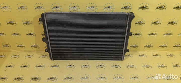 Радиатор охлаждения Volkswagen Passat B6 дизель