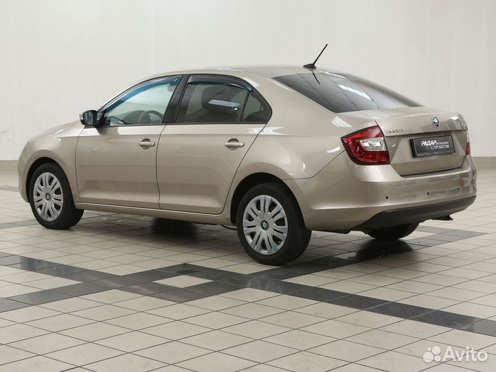 Skoda Rapid 1.6 МТ, 2018, 120 000 км