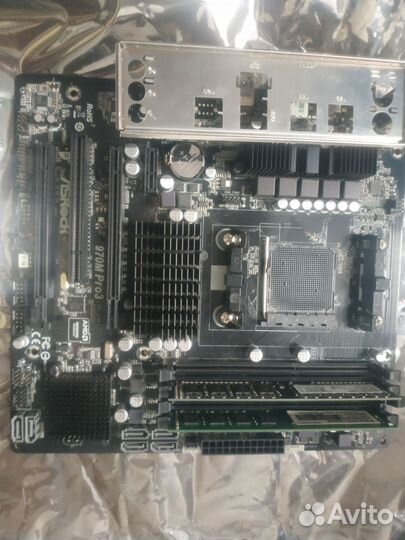 Материнская плата