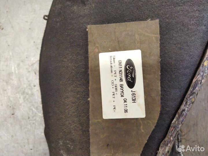 Обшивка багажника задняя правая Ford Fusion fxja