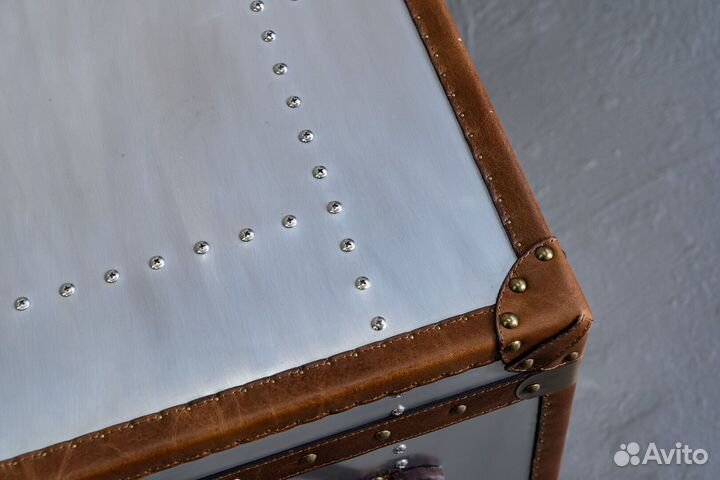 Сундук в стиле лофт