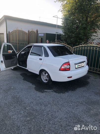 LADA Priora 1.6 МТ, 2011, 250 000 км