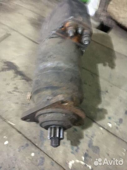 Продам стартер с Мана D28