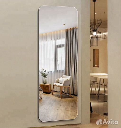 Зеркало в полный рост с красивыми мягкими углами
