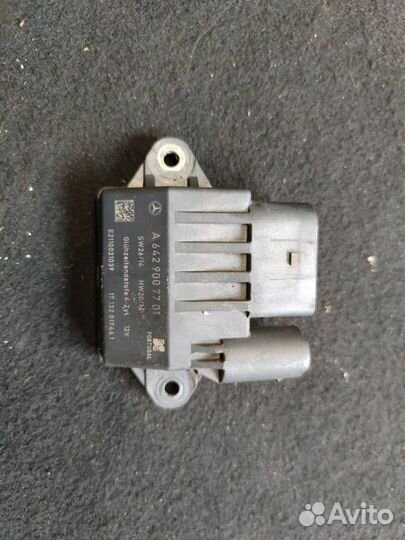 Реле накала свечей Mercedes-Benz C-Класс W204/S204