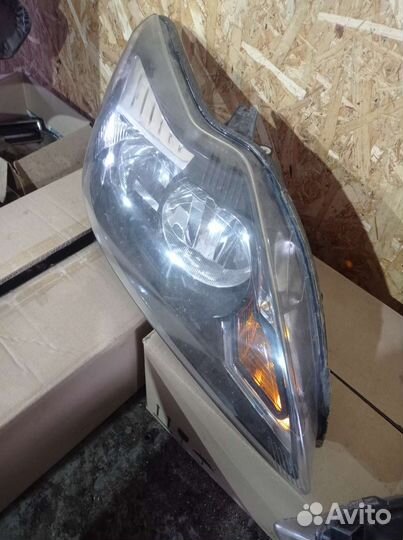 Фары ford focus 2