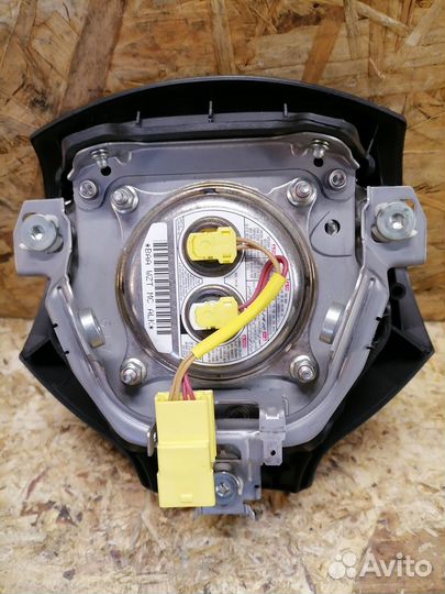 Подушка безопасности в руль Mitsubishi Lancer 10