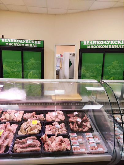 Магазин 1 этаж, остановка трафик парковка