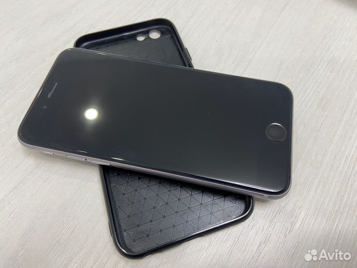 iPhone 6S, 32 ГБ
