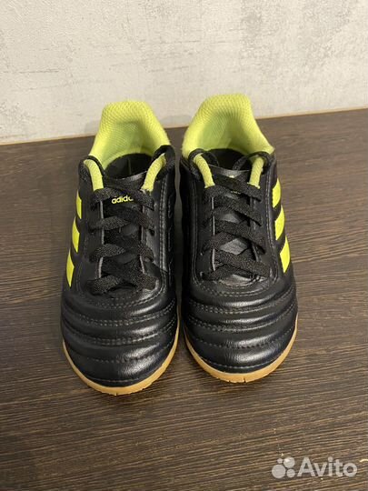 Футзалки adidas