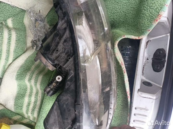 Фара renault sandero 2