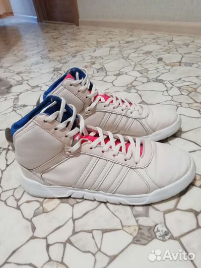 Кроссовки Adidas