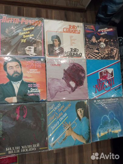 Виниловые пластинки разных жанров