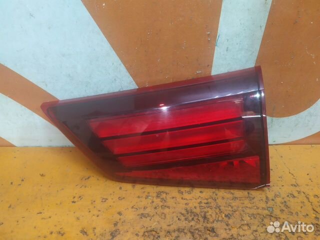 Фонарь внутренний правый Mitsubishi Outlander 3