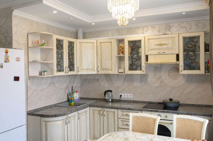 3-к. квартира, 78 м², 8/9 эт.