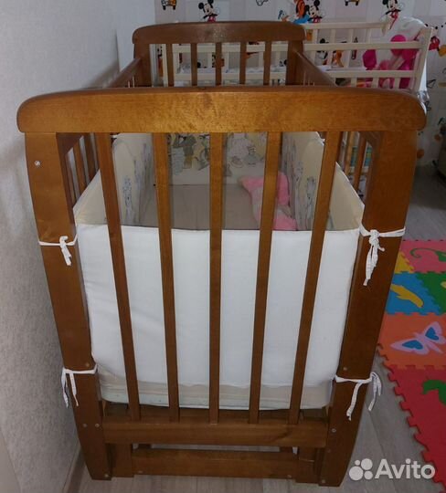 Детская кроватка