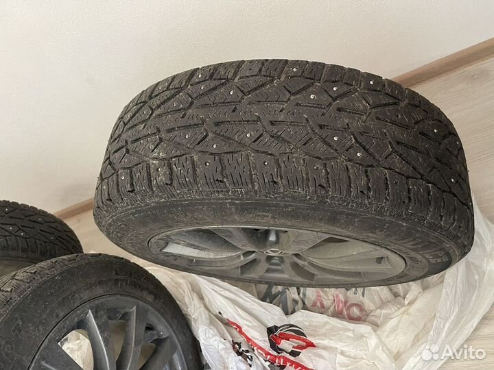 Tigar SUV Ice 215/60 R17 T