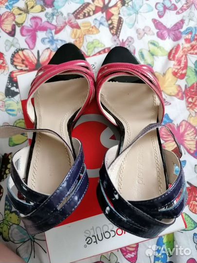 Босоножки 37