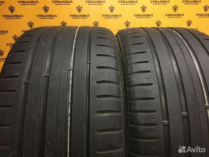 Nokian Tyres Hakka Z 295/35 R21 107Y
