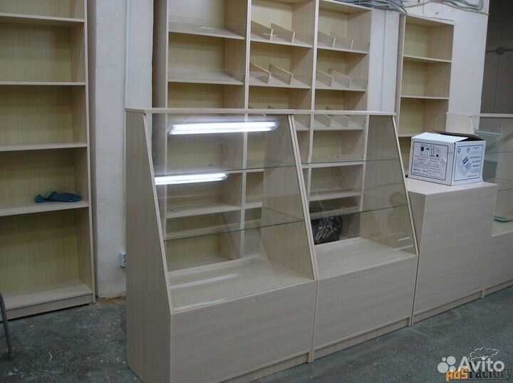 Витрины и прилавки для магазина (только под заказ)