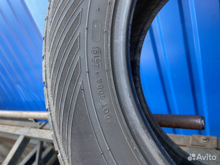 Nokian Tyres Hakka Blue 2 215/55 R16