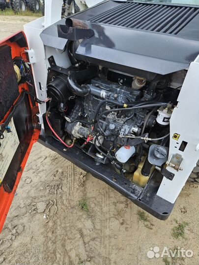 Мини-погрузчик Bobcat S530, 2014