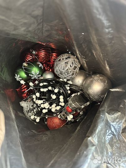 Пакет елочных игрушек Бесплатно