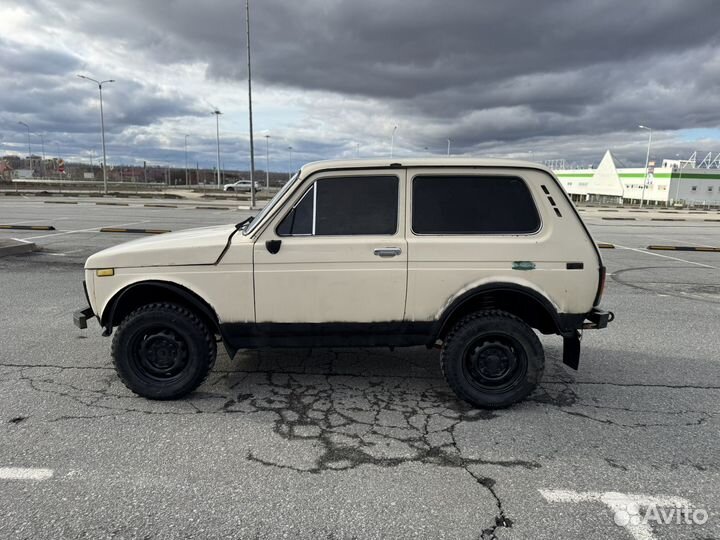 LADA 4x4 (Нива) 1.7 МТ, 1997, 80 000 км