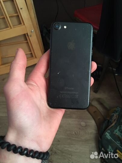iPhone 7, 32 ГБ
