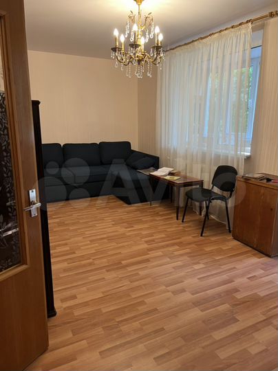 3-к. квартира, 74 м², 2/5 эт.