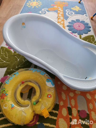 Ванночка для купания и круг