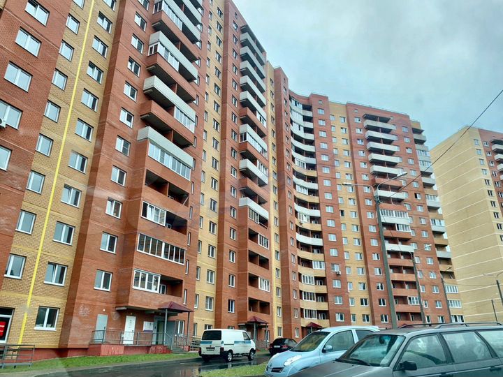 3-к. квартира, 81,2 м², 1/17 эт.