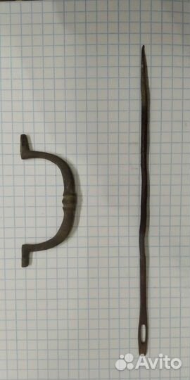 Игла старинная(шорная) +ручка сундучка(мебель.) Р