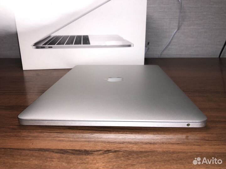 Apple macbook pro 13 2017 SSD 1tb