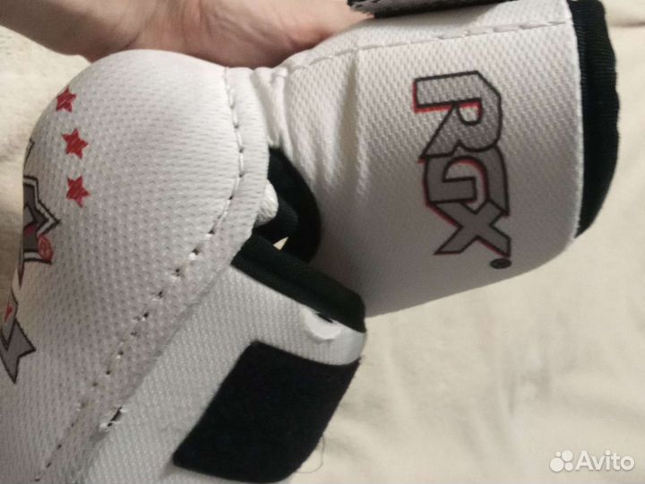 Налокотники хоккейные детские