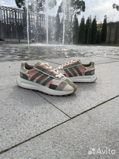 Кроссовки Adidas Retropy e5