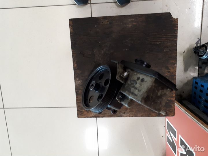 Гидроусилитель Форд Мондео 3 1.8i 2.0i с00-07г