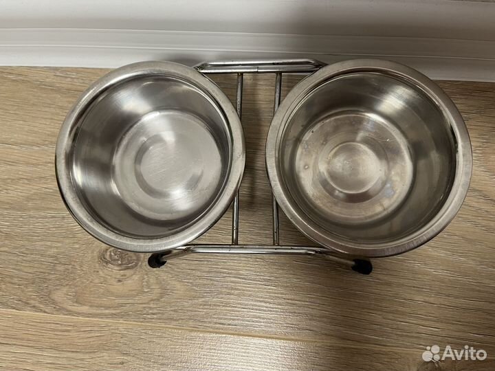 Миска для собак и кошек